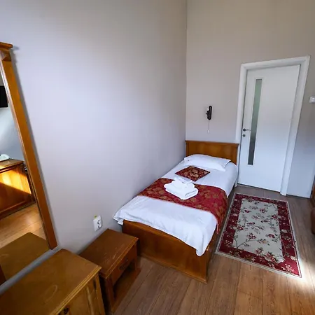 トランシルバニア ホテル 3*